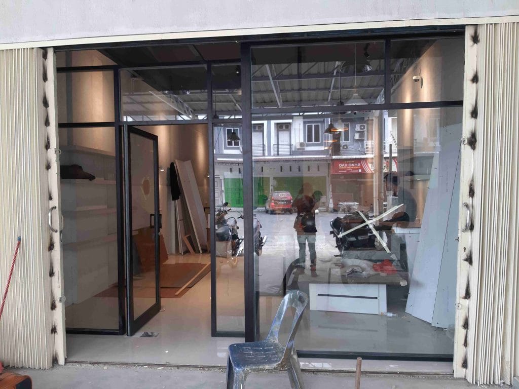 Pintu aluminium modern medan